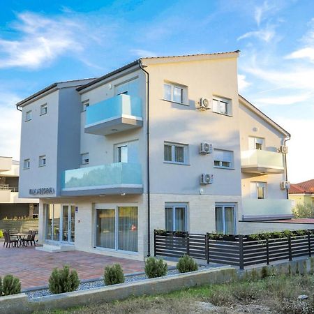 Villa Astoria 비오그라드나모루 외부 사진