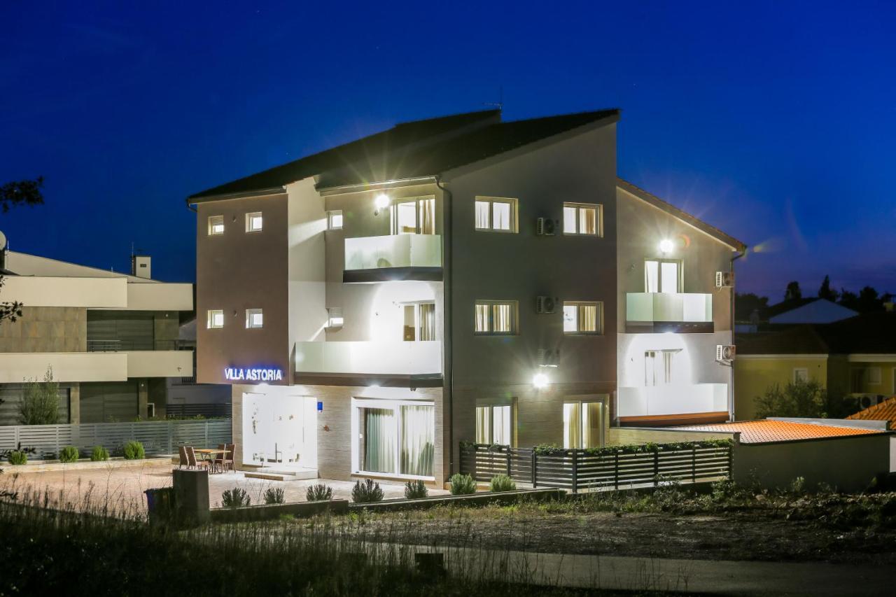 Villa Astoria 비오그라드나모루 외부 사진
